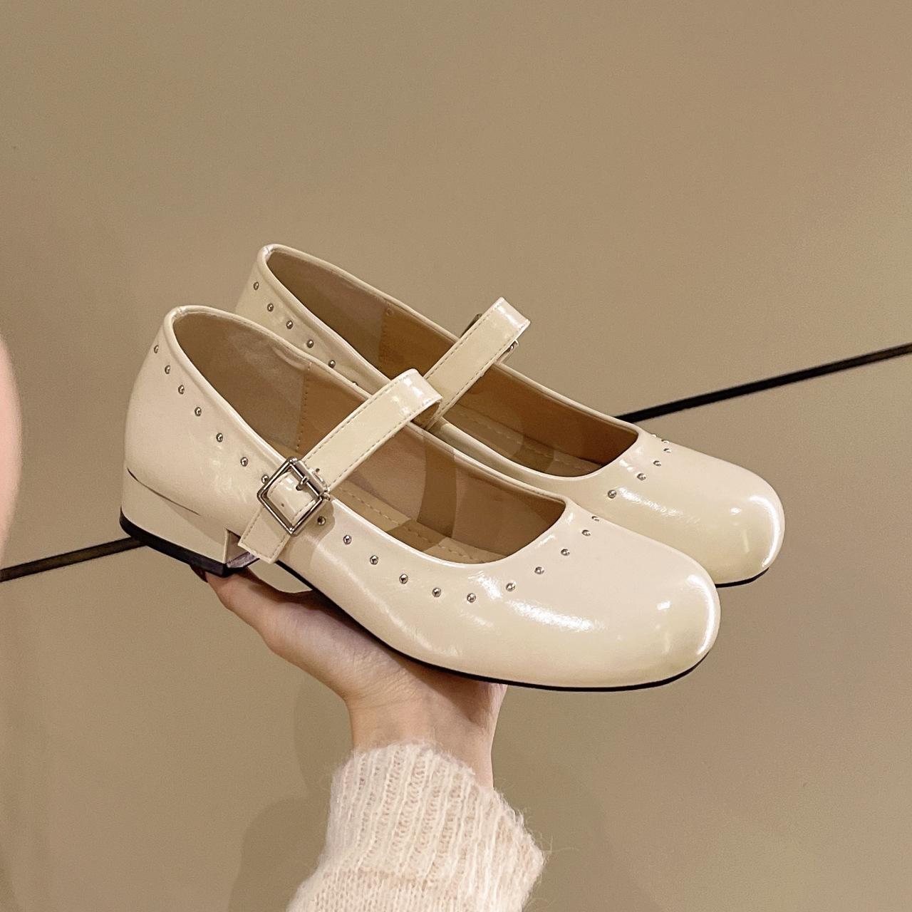 

2025 Маленький мужской внутренний рост увеличивается на 6 см Туфли Мэри Джейн женские маленького размера с юбкой Туфли Дуду ретро увеличение роста одиночные туфли женские 35