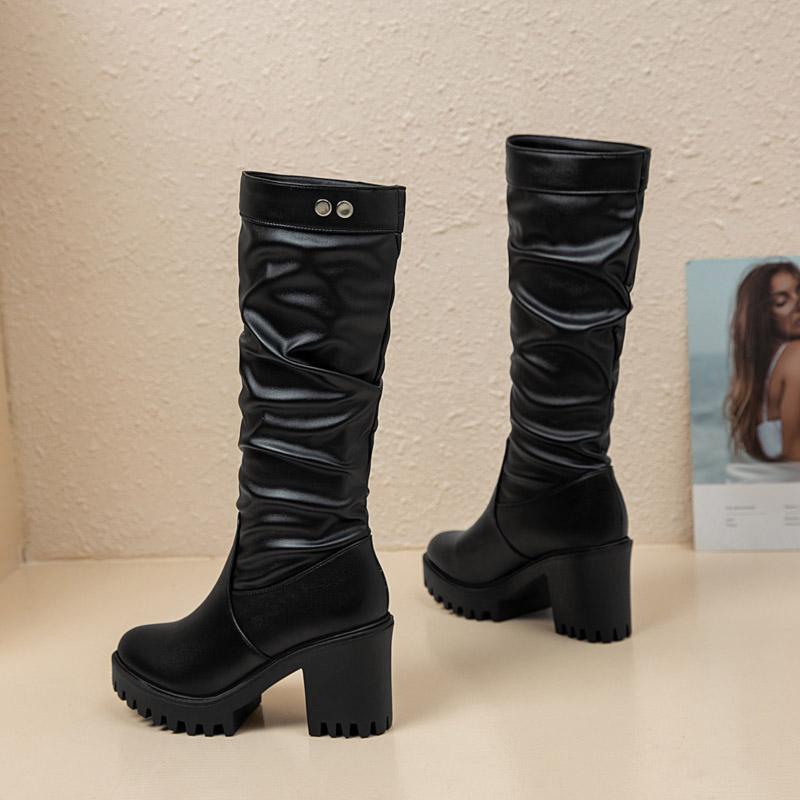 Q/Dames høyhælte mellomlange støvler, høst og vinter nye ensfargede overdimensjonerte motorsykkelstøvler