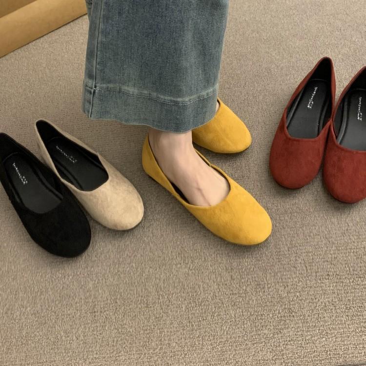 French inner height increase yellow small single shoes 2025 new autumn new flat-soled ballet ladyshoes soft-soled grandma shoes