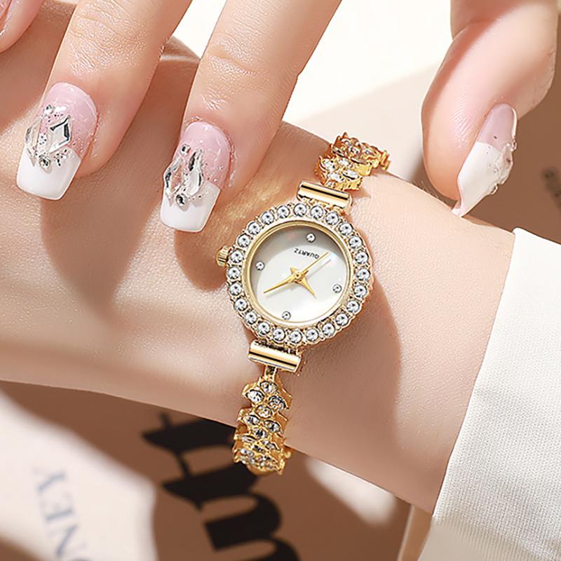 Luxury Women's Watches Simple Quartz Wristwatches Small Dial Watches Bracelet Ladies Watch Gift Clock