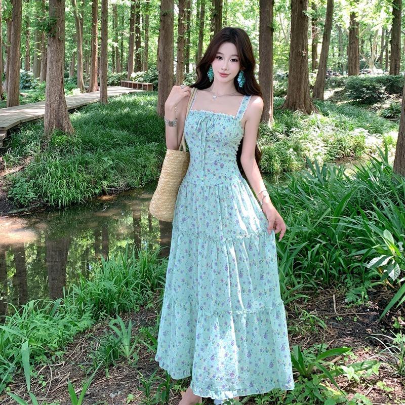 French Temperament Cold Feeling Green Floral Suspender Dress Women's Design Feeling Waist and Thin Seaside Vacation Dress