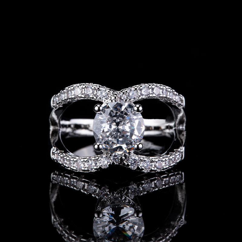 Wind Slightly Set Zircon Ring, Creative Cross Set Diamond Elegant Hollow Women'S Ring