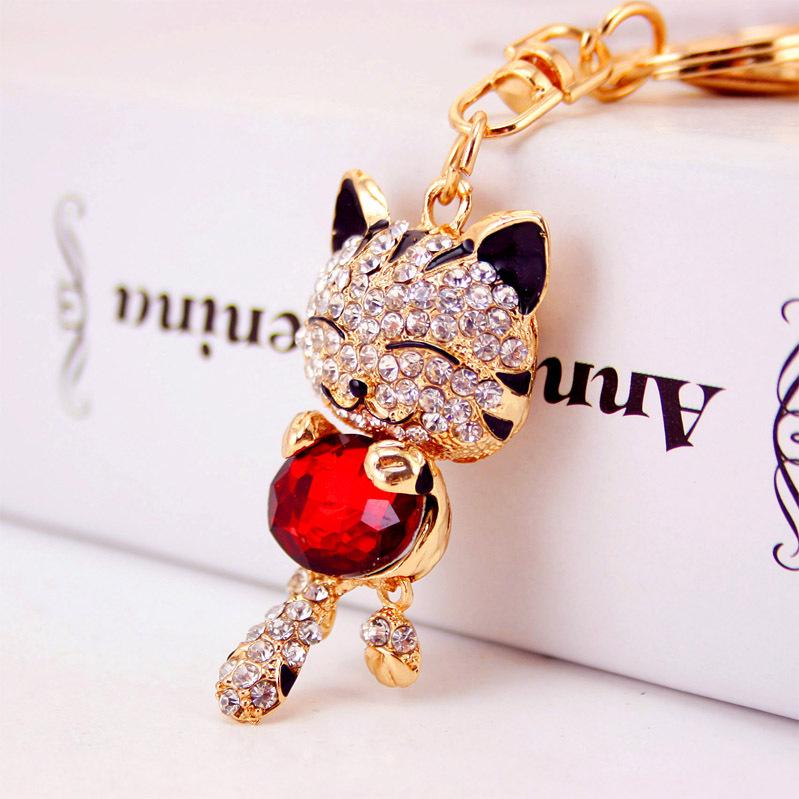 

Милый брелок для ключей Lucky Cat Diamond для женских сумок - металлический кулон в виде котенка 26.4g, 11.5x2.4cm