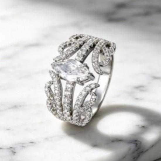 European and American vintage vine-patterned horse-eye diamond ring Light luxury style, heavy-duty, full-diamond, hollow wide ring