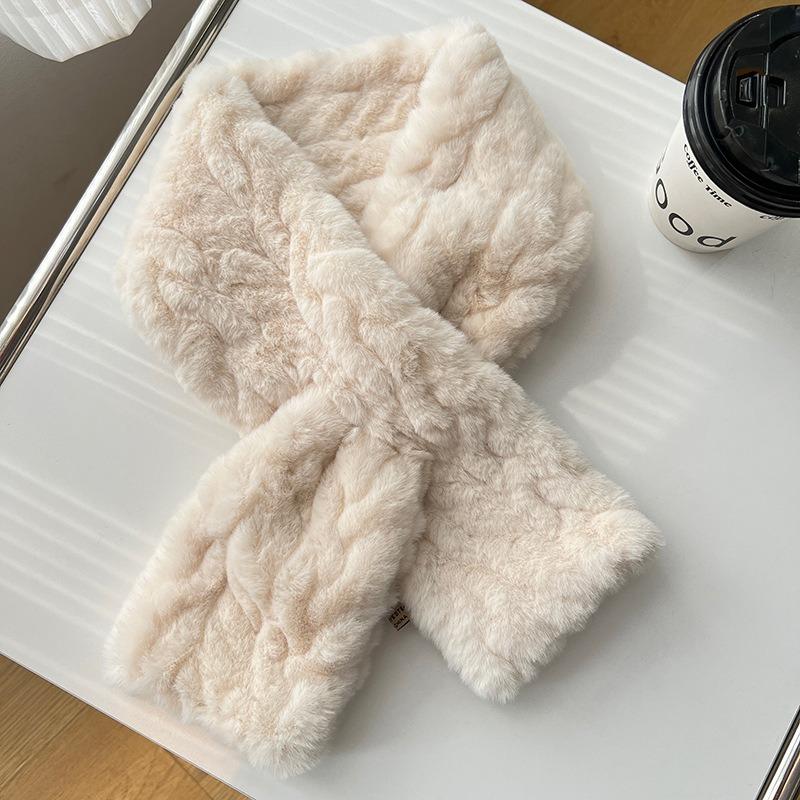 Thickened version of soft waxy wool scarf, female Korean version of solid color versatile cross short imitation Rex rabbit scarf, autumn