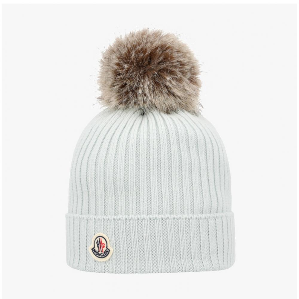 Moncler Pompom Beanie Logo Patch 3b00007 A9327 91z