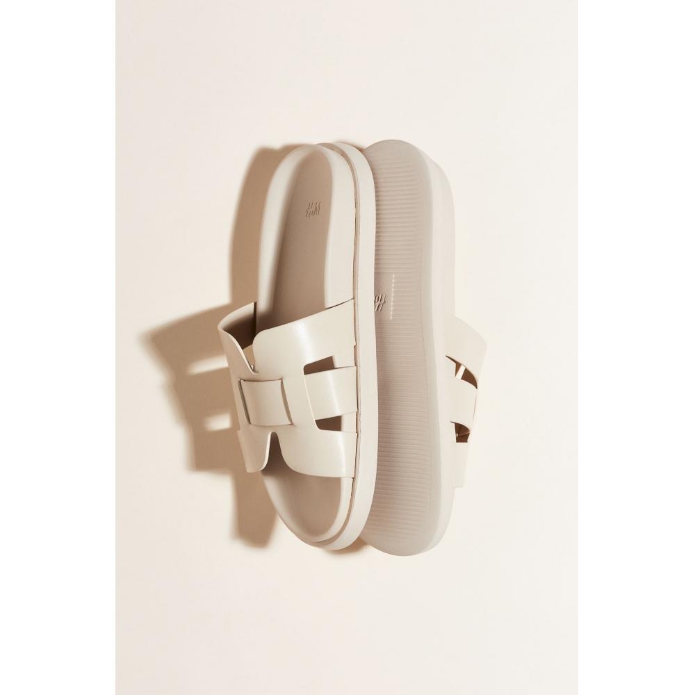 

Сандалии HM Slipper Светло-серые