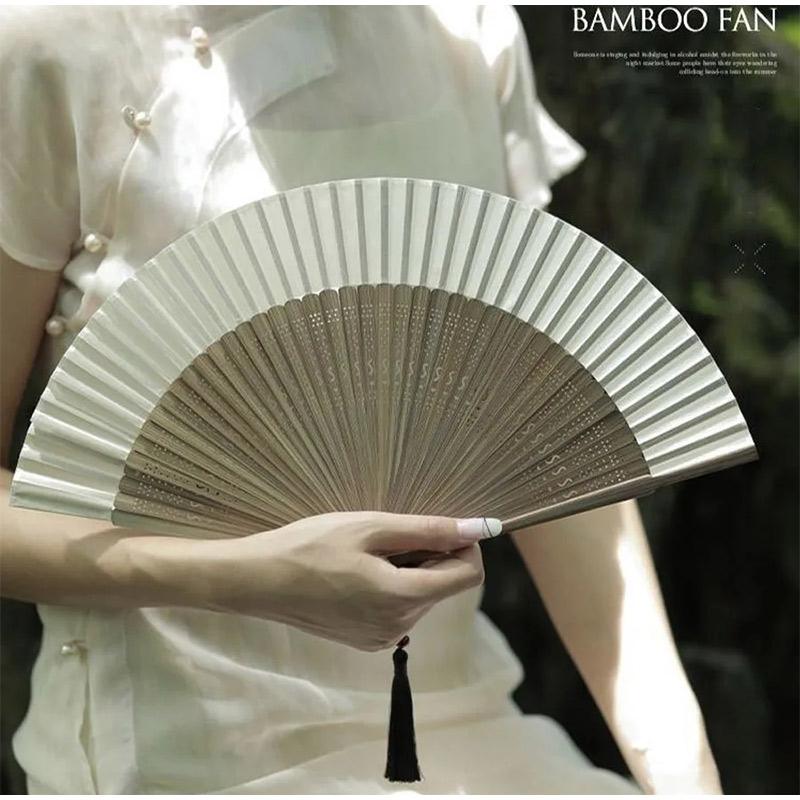 Retro Bamboo Folding Hand Fan Sturdy Smooth Opening Fan with Free Pendant Portable Retro Fan Elegent Female Woman Fan Home Decor