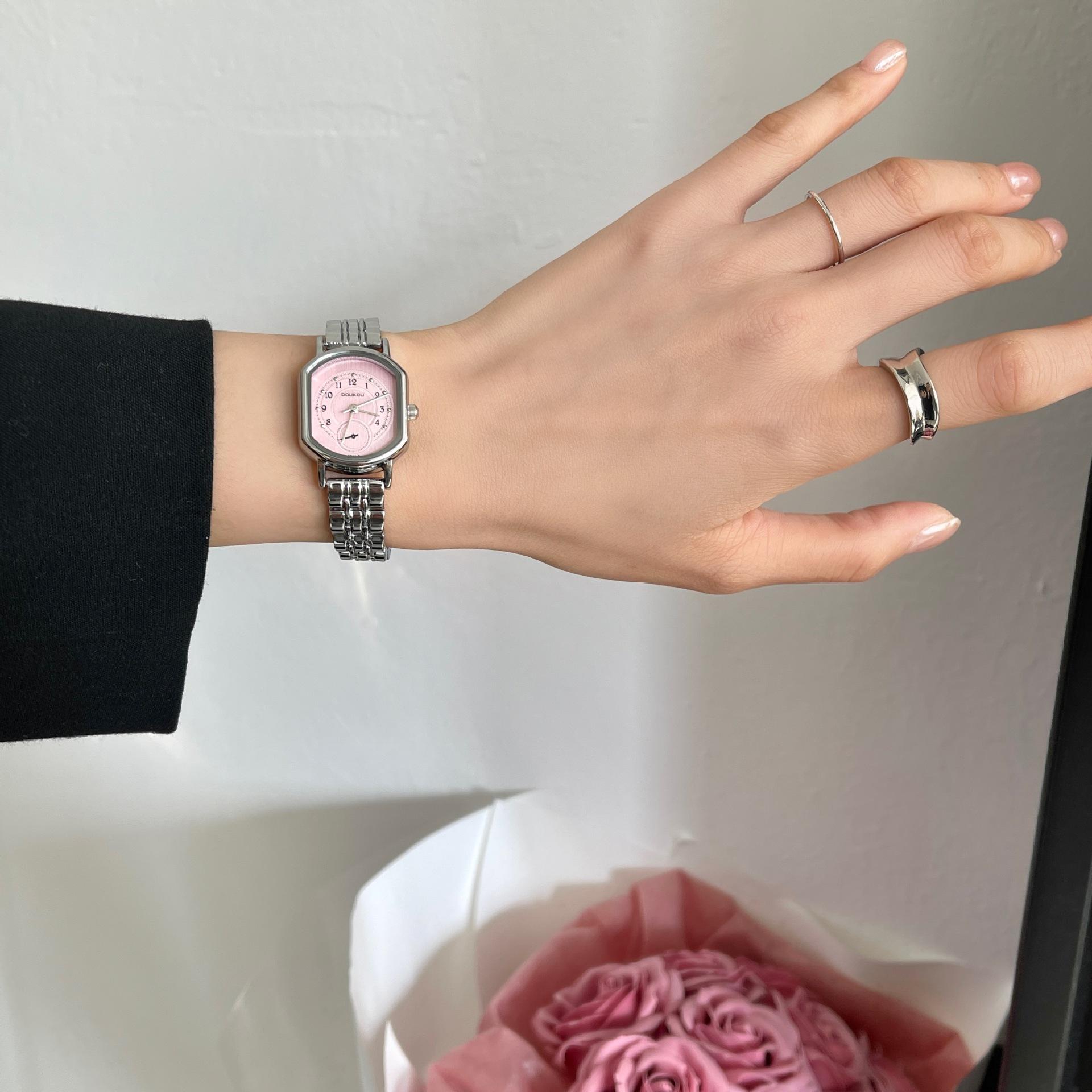 Doukou Steel Belt Colored Watch Women S Fashion Light Luxury Temperament High Sense Women S Watch Fashion Supply Table