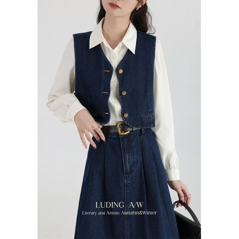 

Plus-Size Women s Clothing for Slightly Chubby Women, Vintage Denim Vest Set, Spring Slimming Shirt Two-Piece Set Denim Blue Vest(Spot 27539) 2XL
