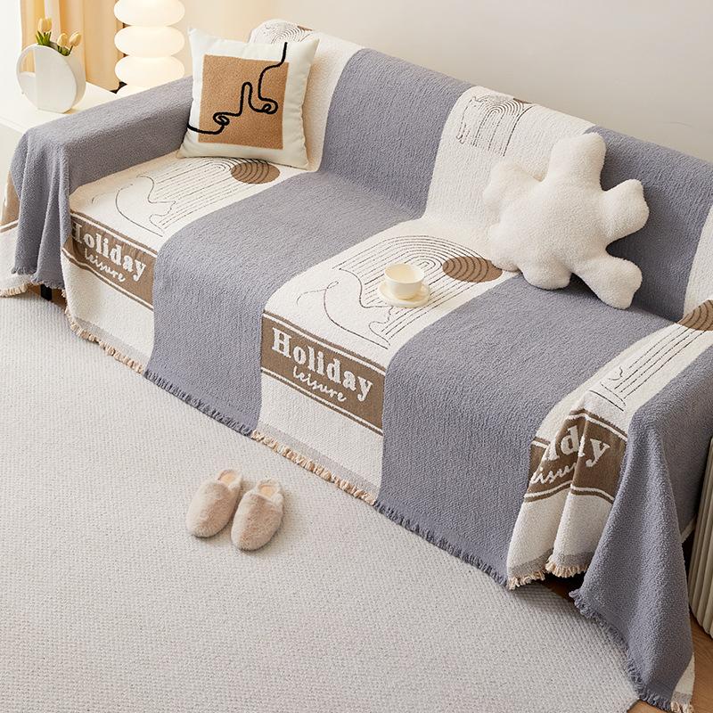 Bohemian Style Sofa Cover Universal for All Seasons  New Dustproof Scratchproof Sofa Towel Cushion Cover Quilted