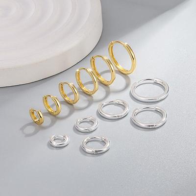 Minimalist Unisex 18K Gold Plated Hoop Ear Cuffs – Elegant and High-Quality Fashion Jewelry.