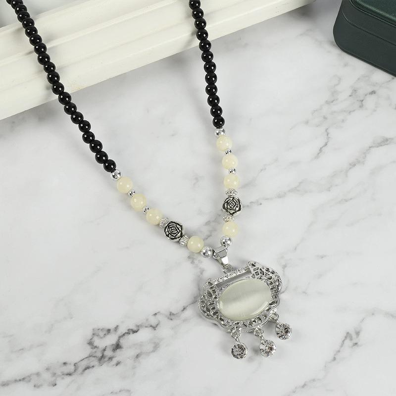 Retro Fashion Opal High-end Necklace Female Long Temperament Sweater Chain Flower Diamond Versatile Accessories