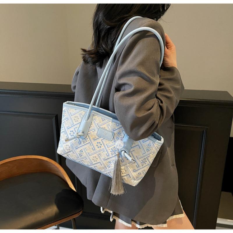 Niche Personalized Bag Women's Bag Large Capacity Armpit Bag New Fashion Simple Texture Women's Shoulder Bag