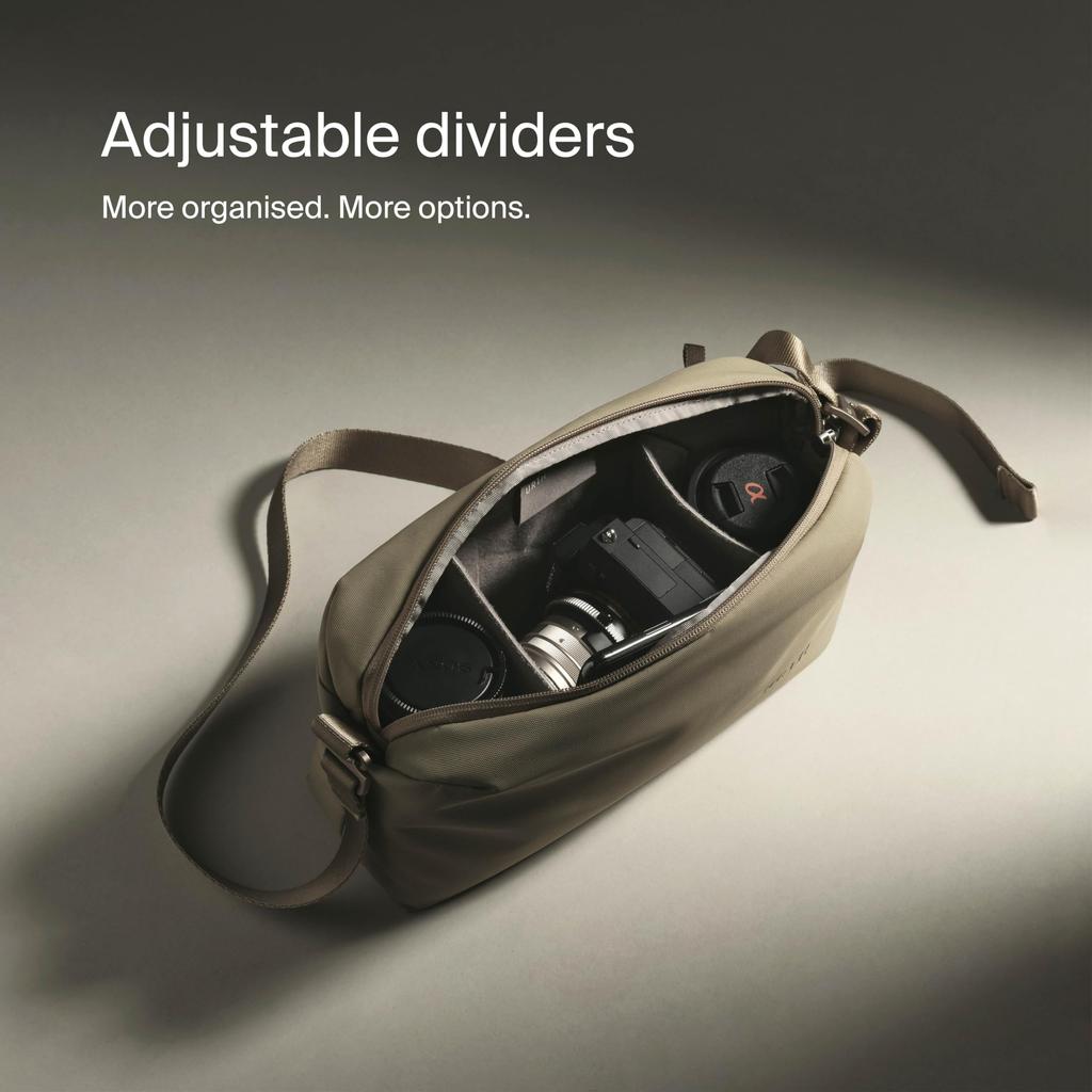 Sac Bandoulière Croisé Dolomite Urth pour Appareil Photo (Beige) Sac d'appareil photo 5.1L, Sac à bandoulière, Pochette compacte, Séparateur, Imperméable, Rembourré