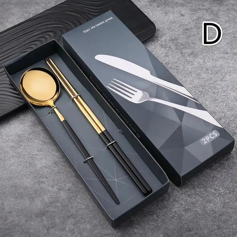 2/4 Stück Mode Geschirrsets Essgeschirr Tragbar Schwarz Gold Edelstahl Löffel Gabel Steakmesser Set Reisebesteck