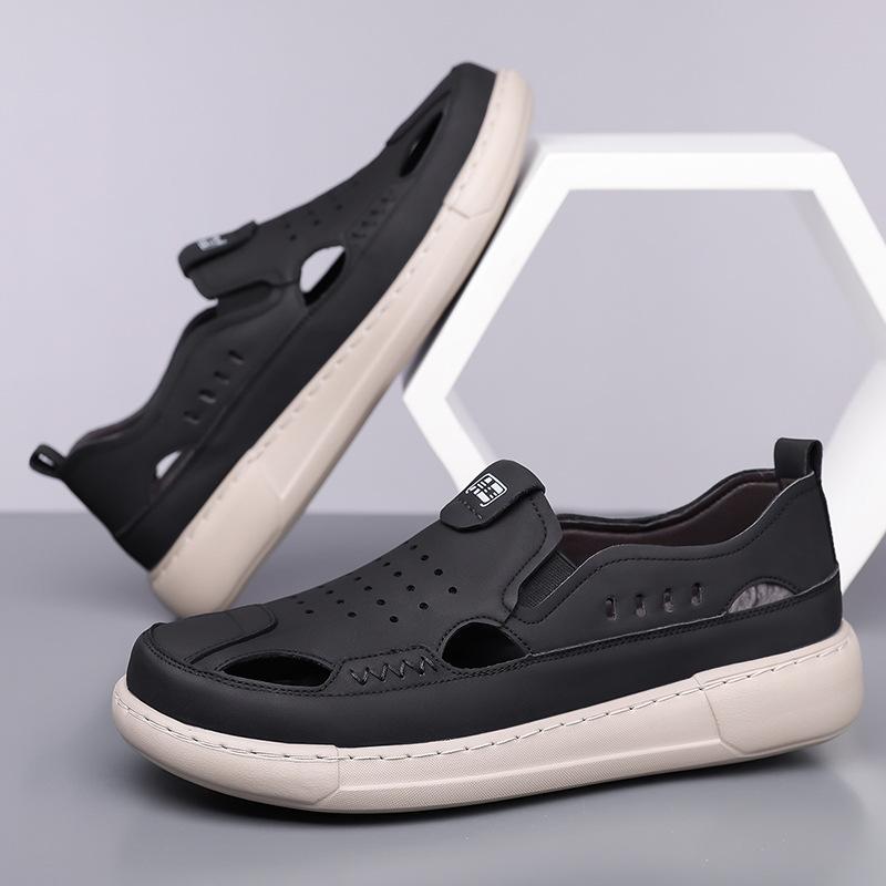 

Men s shoes 2025 summer new trend fashion hollow shoes men s non-slip light sole casual versatile men s hole shoes 38