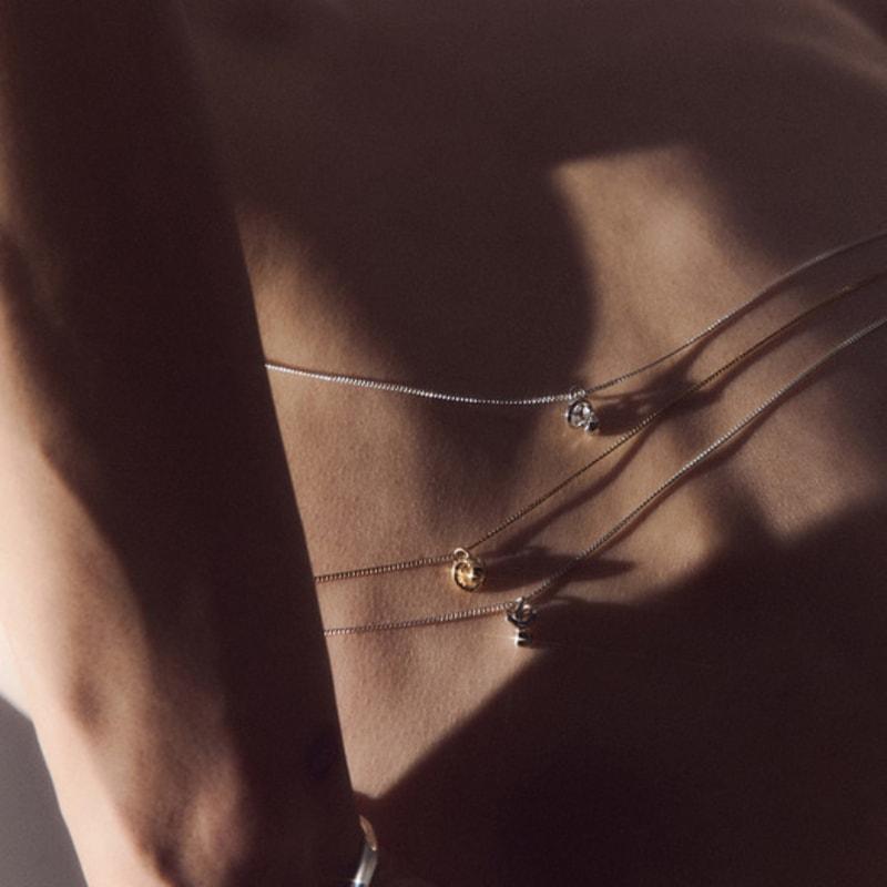 Hustad 241 Twist Flower Necklace_925 Silver Necklace