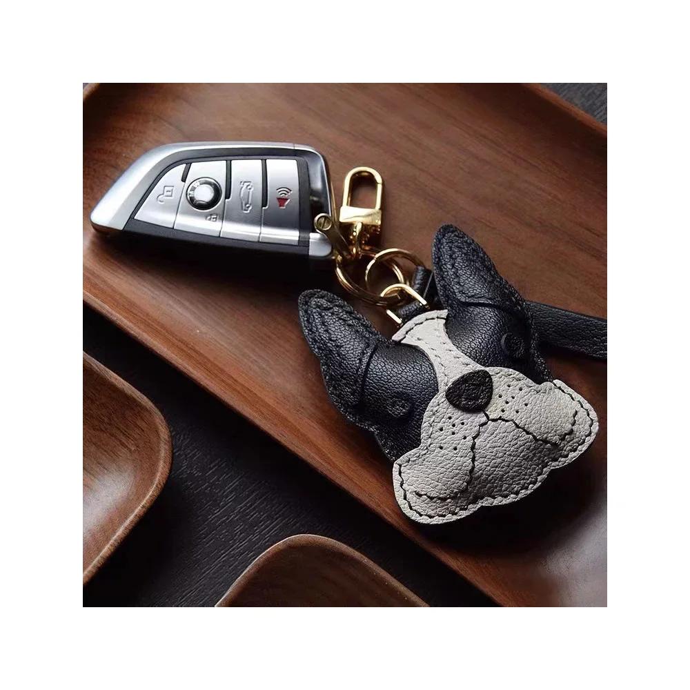 Ręcznie robiony skórzany breloczek z zawieszką dla pieska i prezent dla miłośnika psów Akcesoria dla miłośnika szczeniaczków