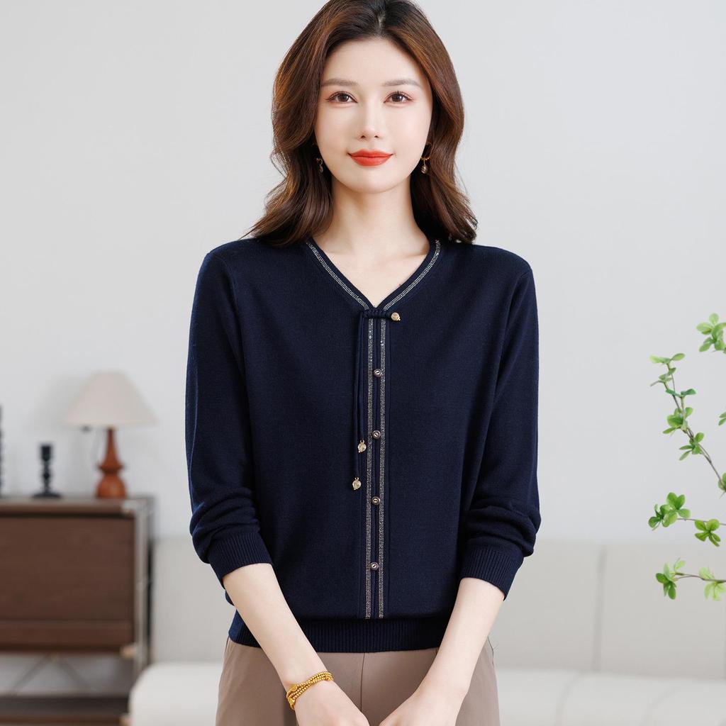 Mom's New Year Red Knit Top for Middle-Aged & Elderly Women - Stylish Chinese Style Year of the Rat Base Layer