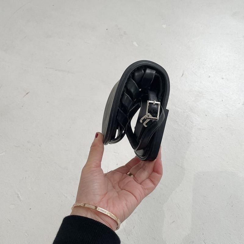 Fashion Large Size Low Sandals Woman Leather Big Low-heeled Slides Hoof Heels PU Fabric Rubber Fretwork Large Size Low Sandals Woman Lea