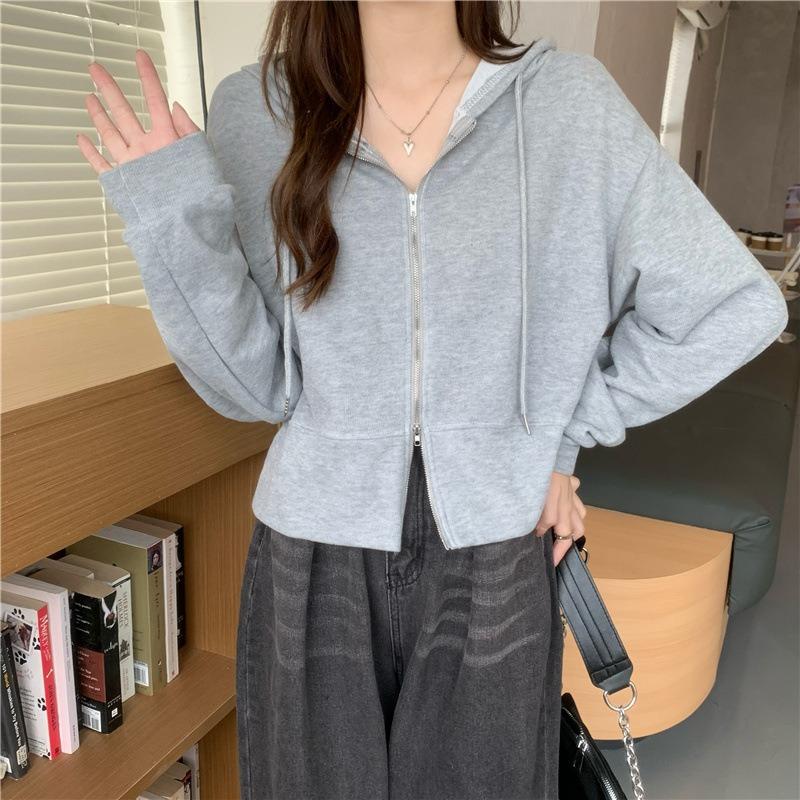 Hooded sweater women s autumn loose thin high waist short cardigan zipper top jacket M 2730₽