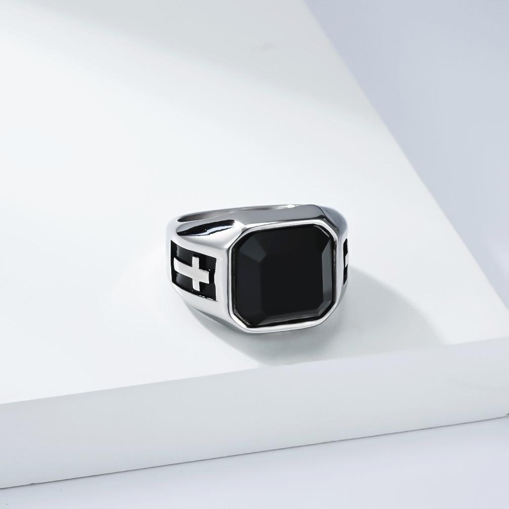 Vintage Street Style Black Onyx Cross Ring for Men, Unique High-end Accessory