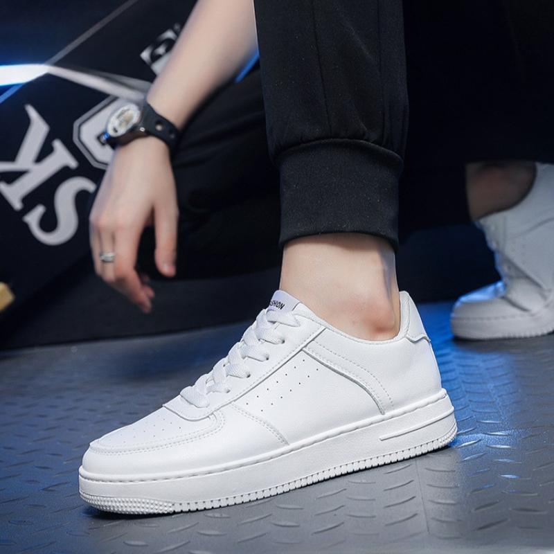 Modne Klasyczne Męskie Casualowe Buty na Platformie Wiosna Nowe Oddychające Wszechstronne Sneakersy Młodzieżowe Studenckie Białe Buty do Deski Buty do Chodzenia Hombre