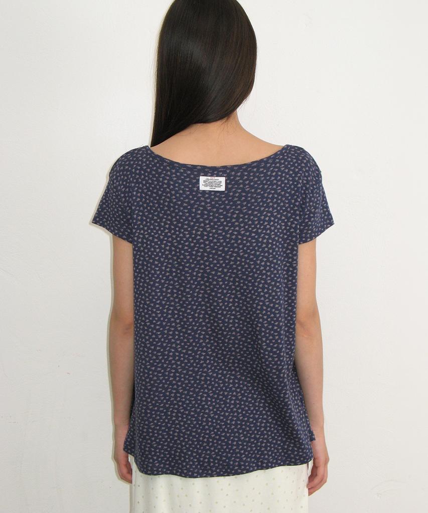 RONRON Floral Button Pintuck Ruffle T Shirt Navy