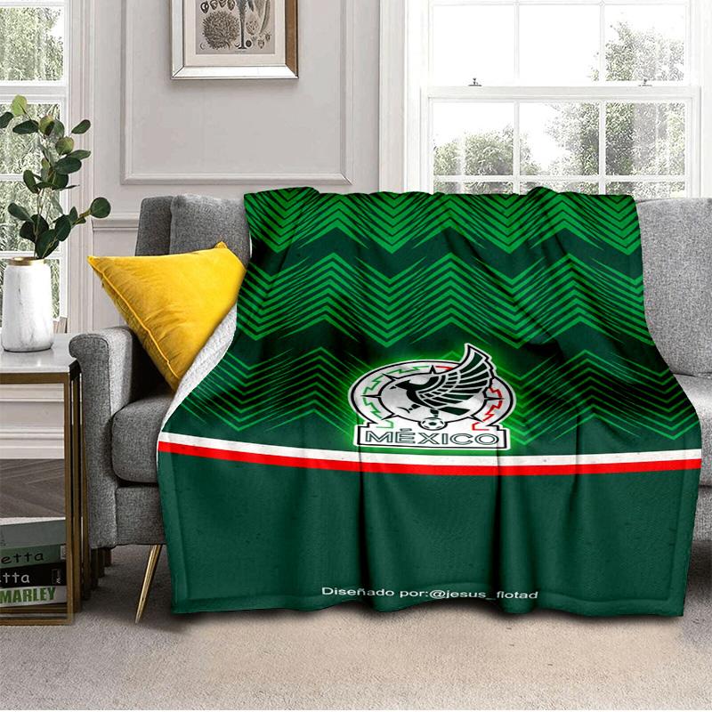 Mexico Football Crest Blanket Outdoor Flannel Blanket for Camping, Hiking, Garden Parties, Picnic Essentials,gift for family and friends