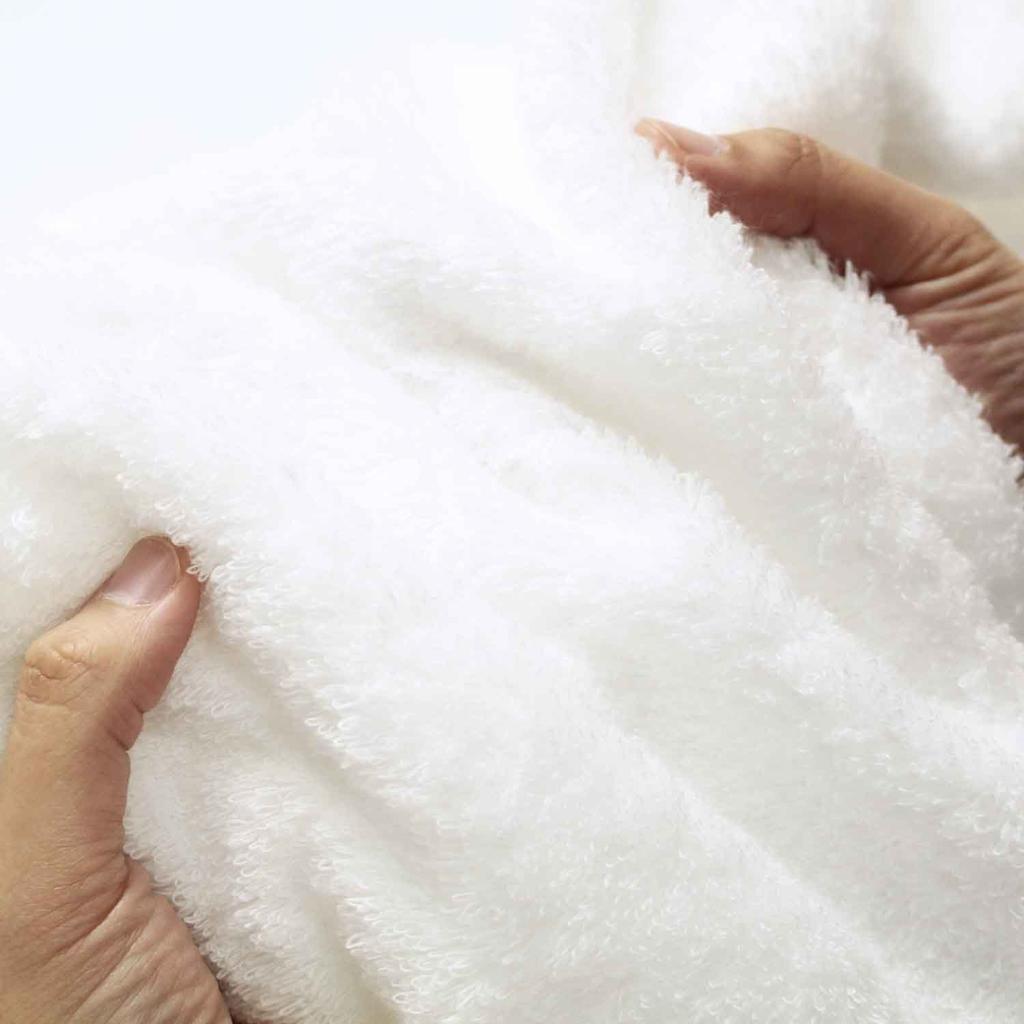Maruyama Towel Imabari Towel Bath Towel, Cloud-like, Soft, Fluffy, Absorbent, Quick-Drying, White, Approx. 70 x 135 cm