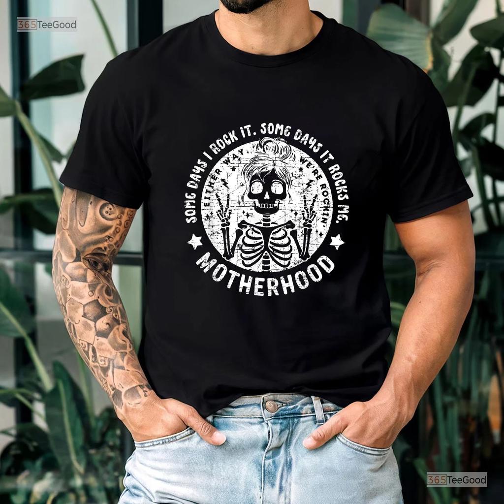 Funny Mom Life Skull Shirt, Messy Bun Girl Mom T-shirt, Spooky Mother Gift