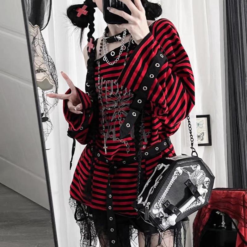 2KWEIRD Harajuku Punk Striped Print T Shirts Y2k Gothic Girls Off Shoulder Blue Red Loose Butterfly Letter 2000s Subculture Grunge Tees