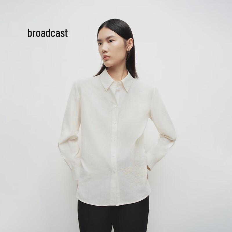 

Broadcast Women s Chic Commuter Long Sleeve Shirt L