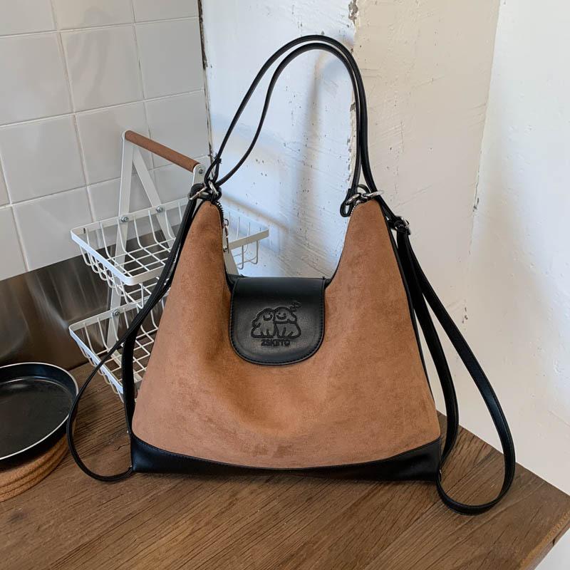 Autumn and winter retro suede women's backpack 2025 new large-capacity commuting backpack student class schoolbag