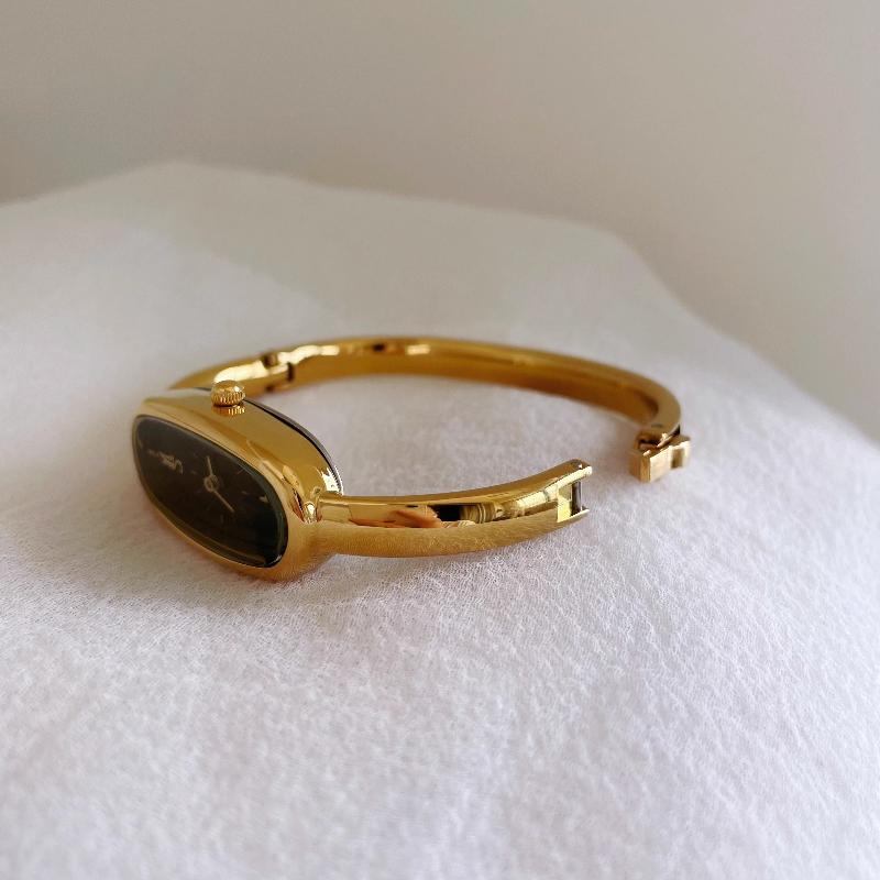 Luxury Ladies' Watch Bracelet-Style Watch Long Oval Shape Elegant Black Gold Women's Stainless Steel Timepiece Gift