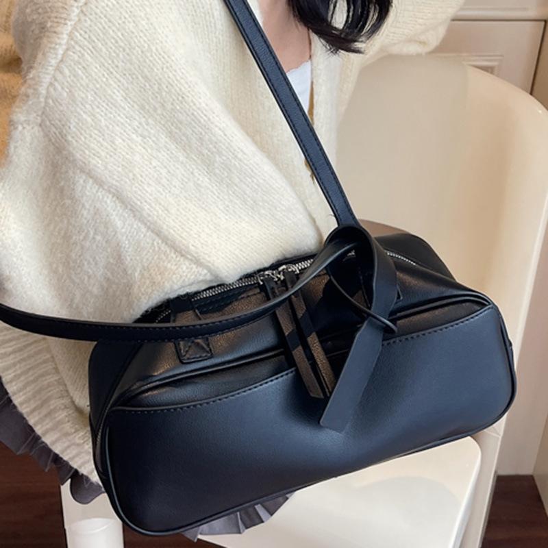 Niche Retro Textured Bowling Bag 2025 New Large-capacity Shoulder Underarm Bag Minimalist Double Zipper Handbag