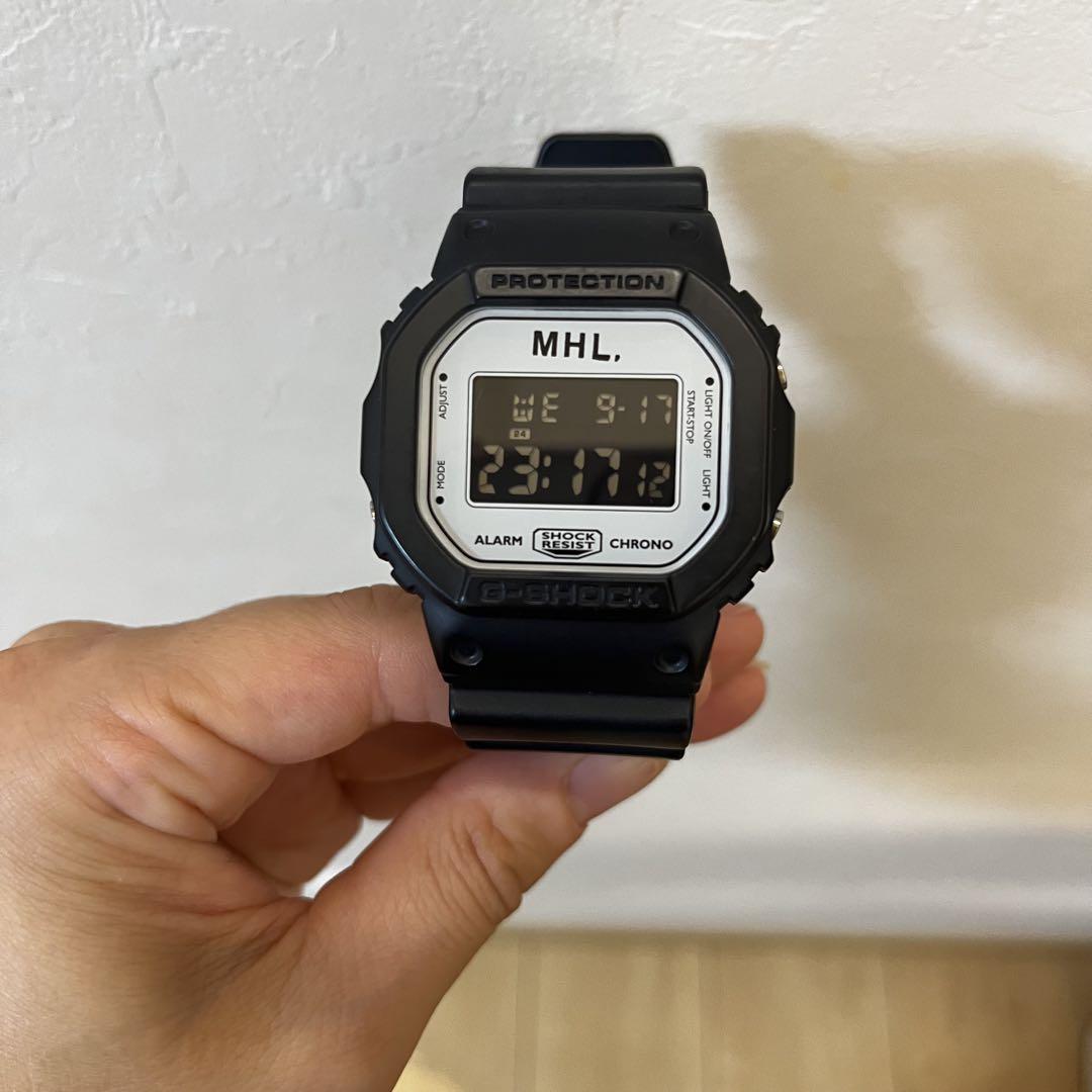 

[Б/У] MHL. Цифровые часы G-SHOCK, черно-белые