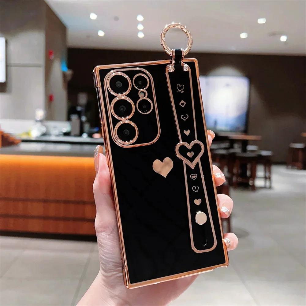 

Love Heart Wrist Strap Case For Samsung Galaxy S24 S23 S22 S25 S21 Ultra Plus S20 FE A25 A55 A16 A36 A15 A55 A33 A34 A52 Cover For S23