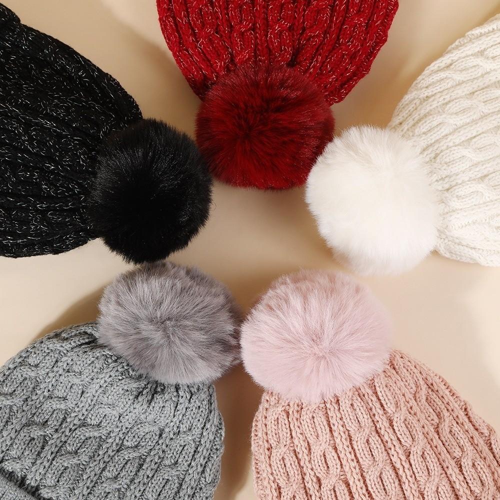 Winter Warm Pullover Cap with Fluffy Ball Beanies Cap Fashion Knitted Hat for Male Female