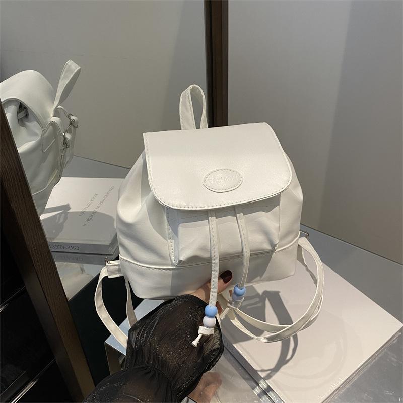 2025 new retro fashion solid color backpack women's bag winter leisure tide simple travel small backpack tide