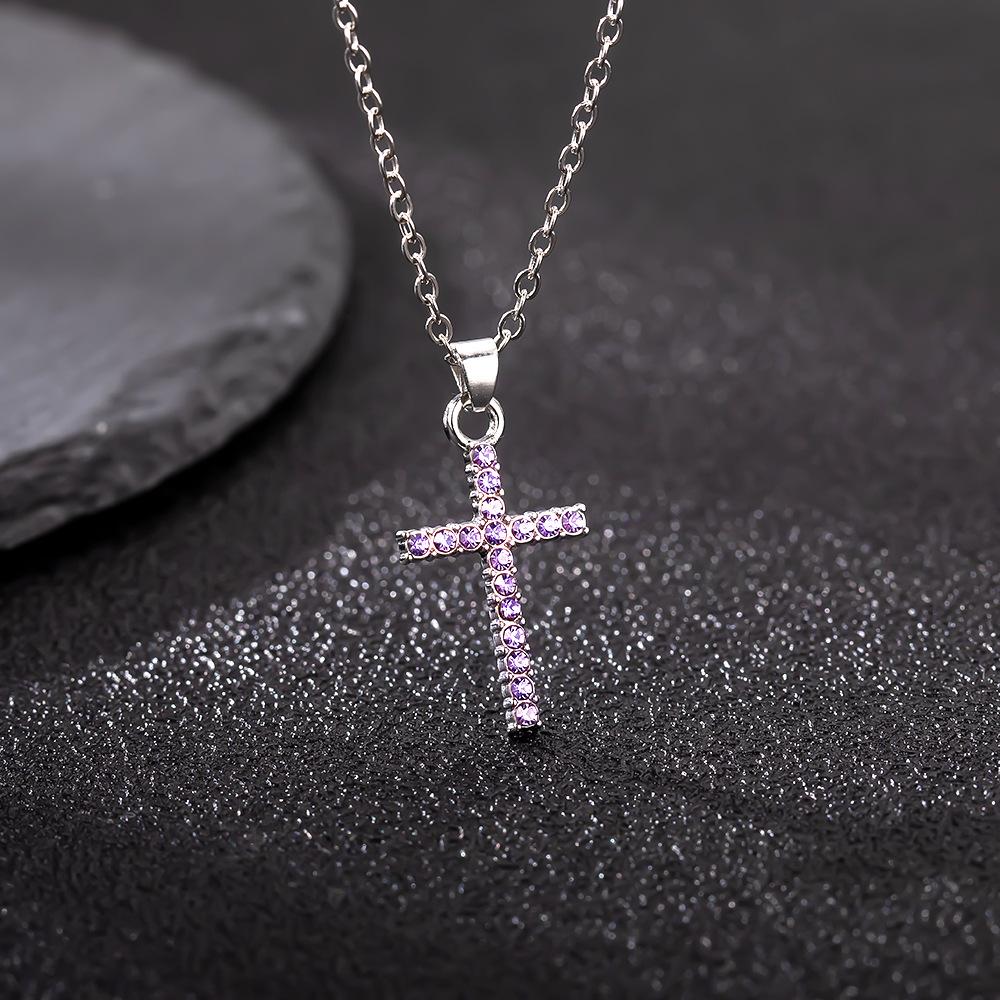 Versatile Cross Necklace Fashionable Personalized Diamond Necklace