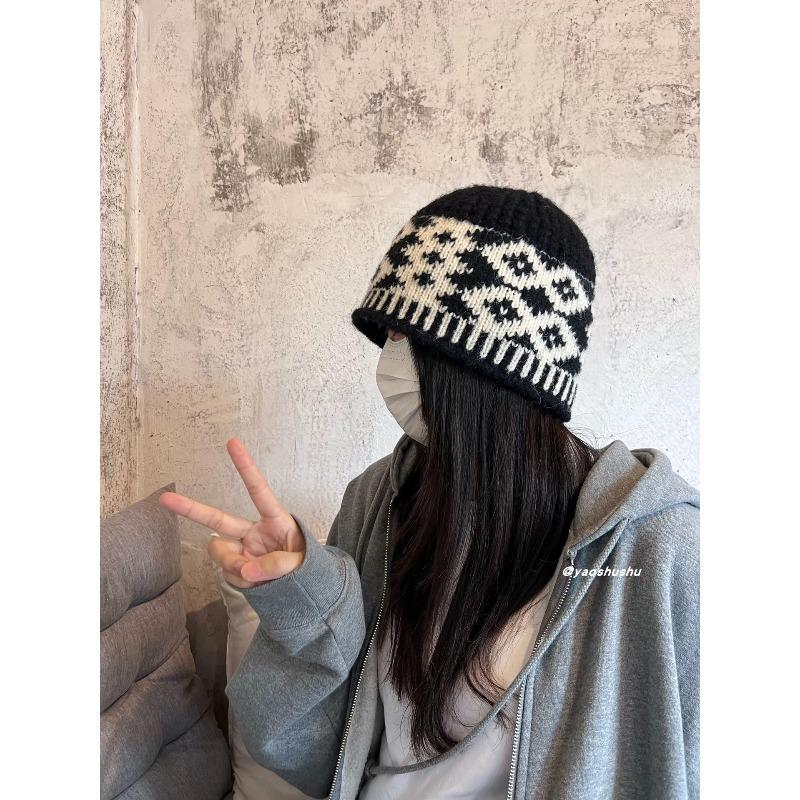 Knitted Hat for Women in Autumn and Winter Wool Blended Retro Woolen Hat Warm Large Head Circumference Cold Hat Men's Baotou Hat