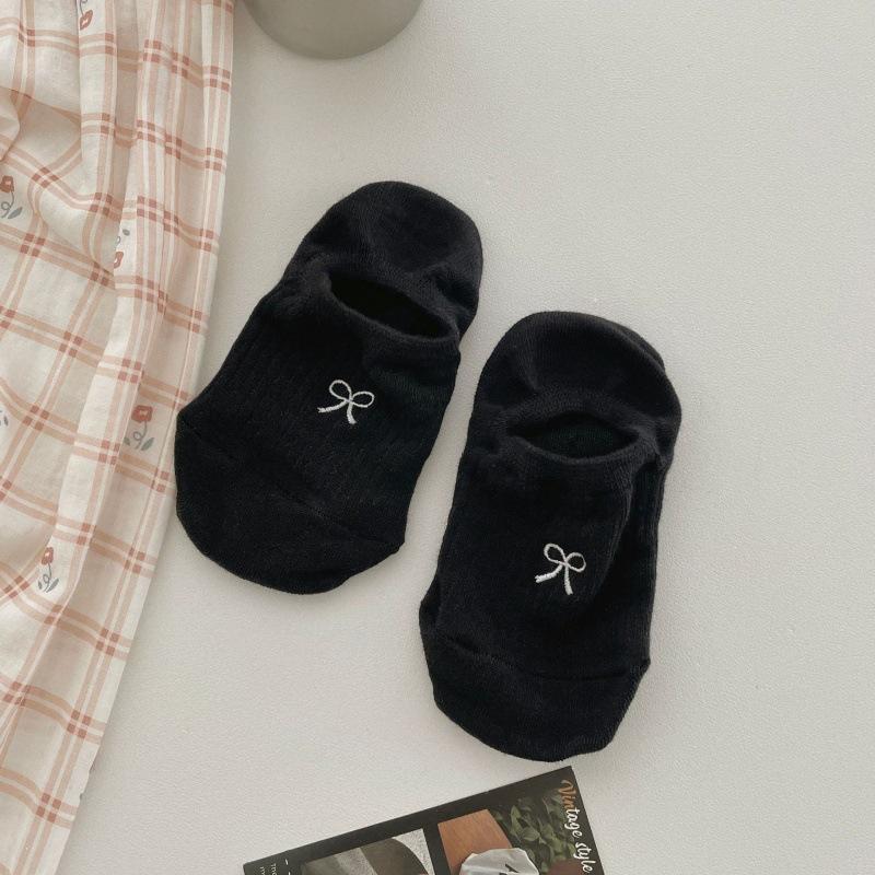 Vintage Embroidered Boat Socks Cartoon Bow Socks Schoolgirl Athleisure Socks Breathable Shallow Thin Socks