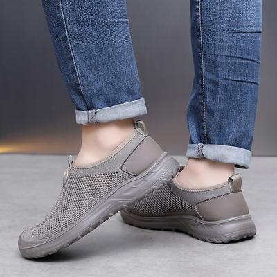 Spring and Summer Shoes Men's Shoes Are Breathable and Not Smelly, Feet Are Breathable, Sports Are Simple, Lazy Shoes Men's Casual Single Shoes Are On