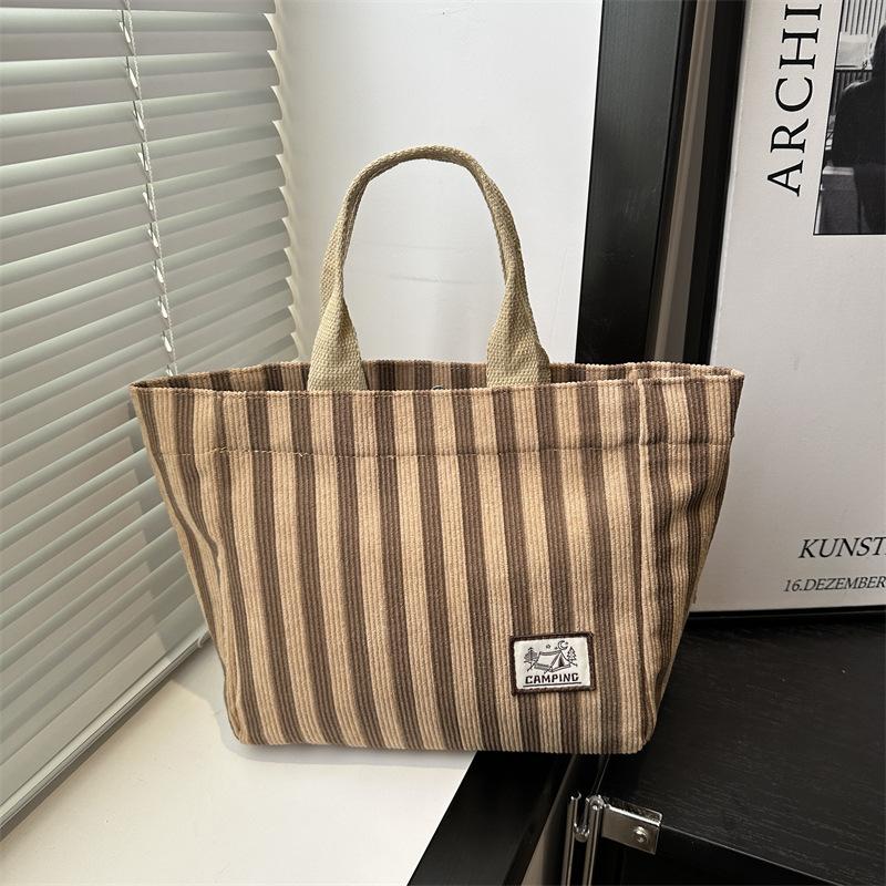 

Large capacity bag women 2025 new fashion commuter tote bag women ins high school students class student tutoring bag хаки