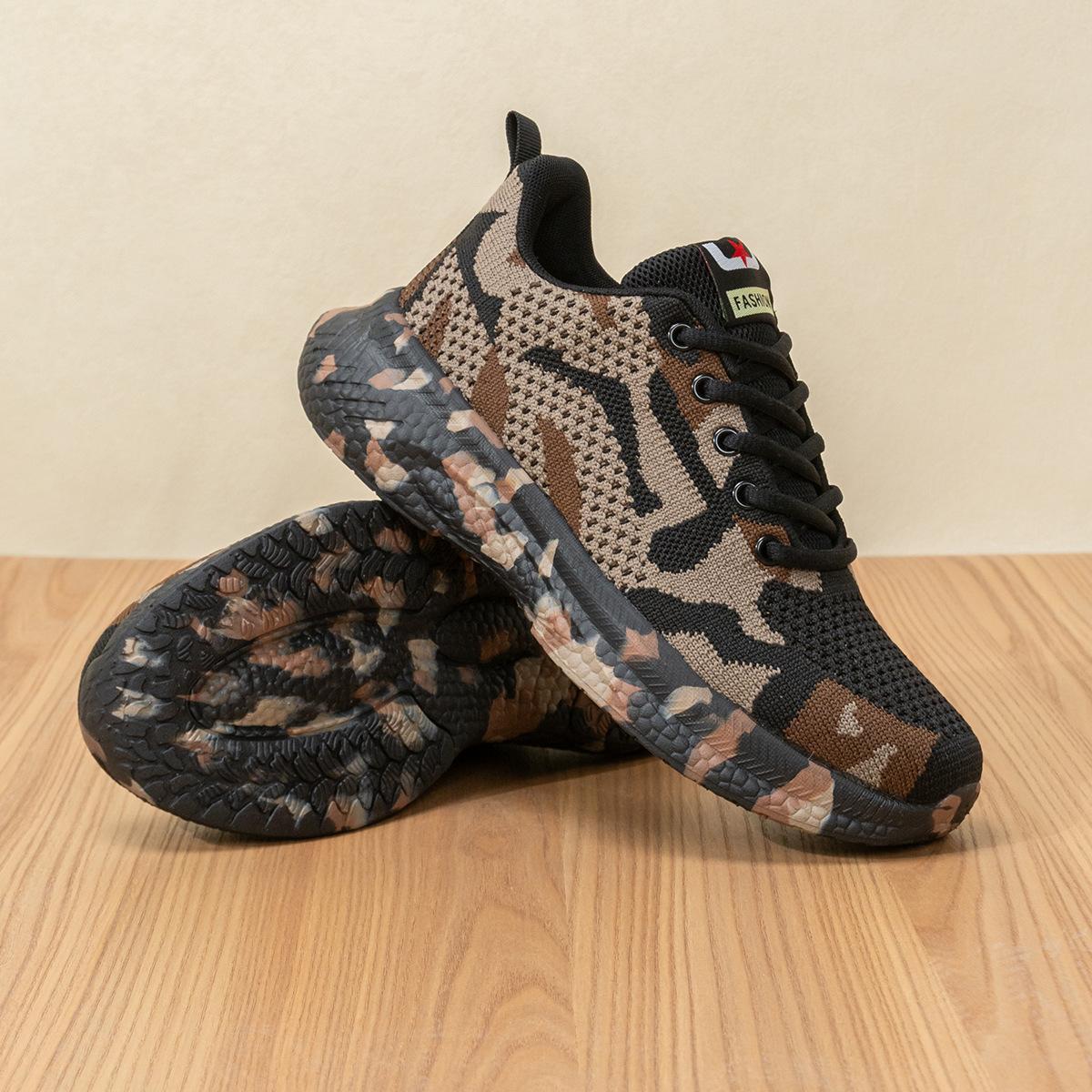 

Student military training shoes liberation shoes couple shoes sports shoes camouflage shoes running shoes men s rubber shoes 44