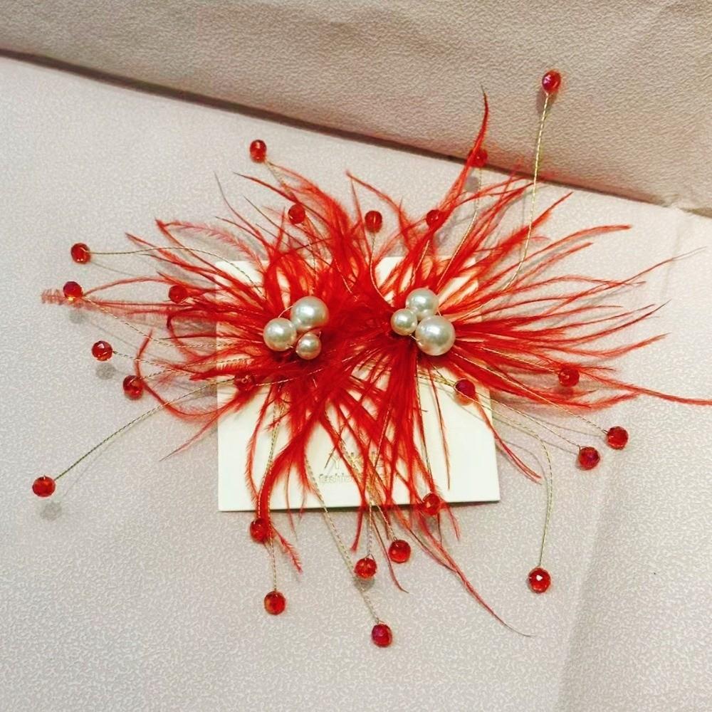 1 pair Fashion Trendy Handcrafted Feather Beaded Earrings Sparkling Exaggerated Bridal Ear Studs Pearl Earrings Holiday Gift
