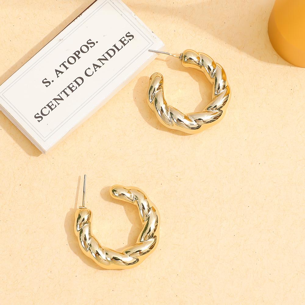 Trendy Water Drop Pattern C-shaped Earclip Threaded Stud Earrings Set Personalized Earrings Sexy Atmosphere Stud Earrings Set