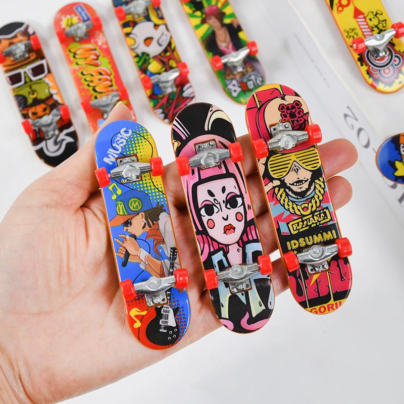 5-20Pcs Finger Skateboard Toy Mini Skate Board Fingertip Game Toys Kids Birthday Party Favors Goodie Bag Pinata Filler Gifts Kit
